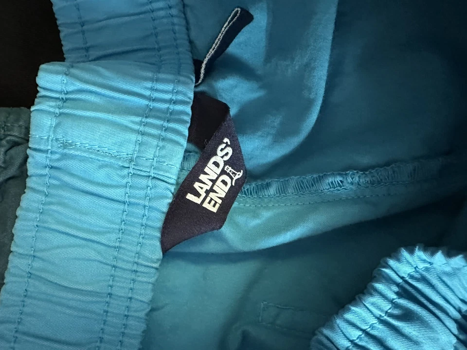 Lands' End Shorts Boy's Extra Large 14H-16H Husky 8" Inseam Two Toned Blue - Image 3 of 4