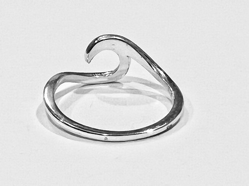 Anello Wave Surf Beach Ocean moderno argento sterling timbrato .925 nuovo misura 6 - Foto 2 di 7