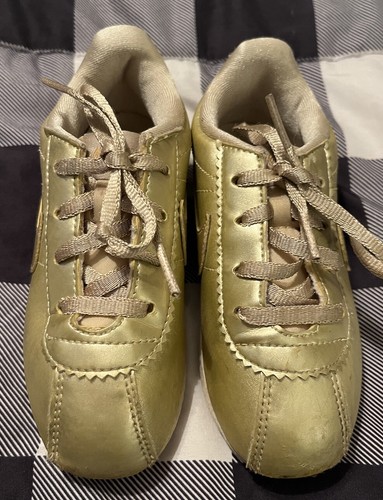 Toddler Girl's Solid Gold NIKE Sneakers - Size 10C, Pre-Owned - See Description - Picture 1 of 7
