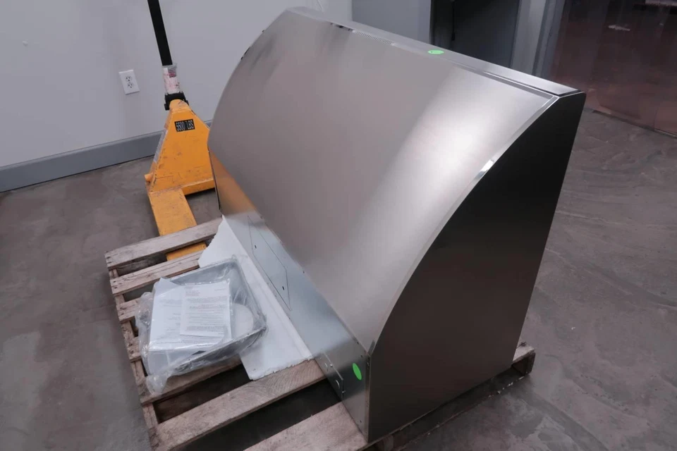 Lynx 48英寸不锈钢户外壁挂顶篷专业风格抽油烟机LOH48 — 第 4/4 张图片