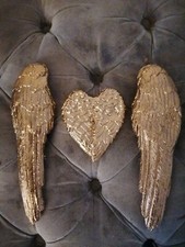 Angel wings and heart