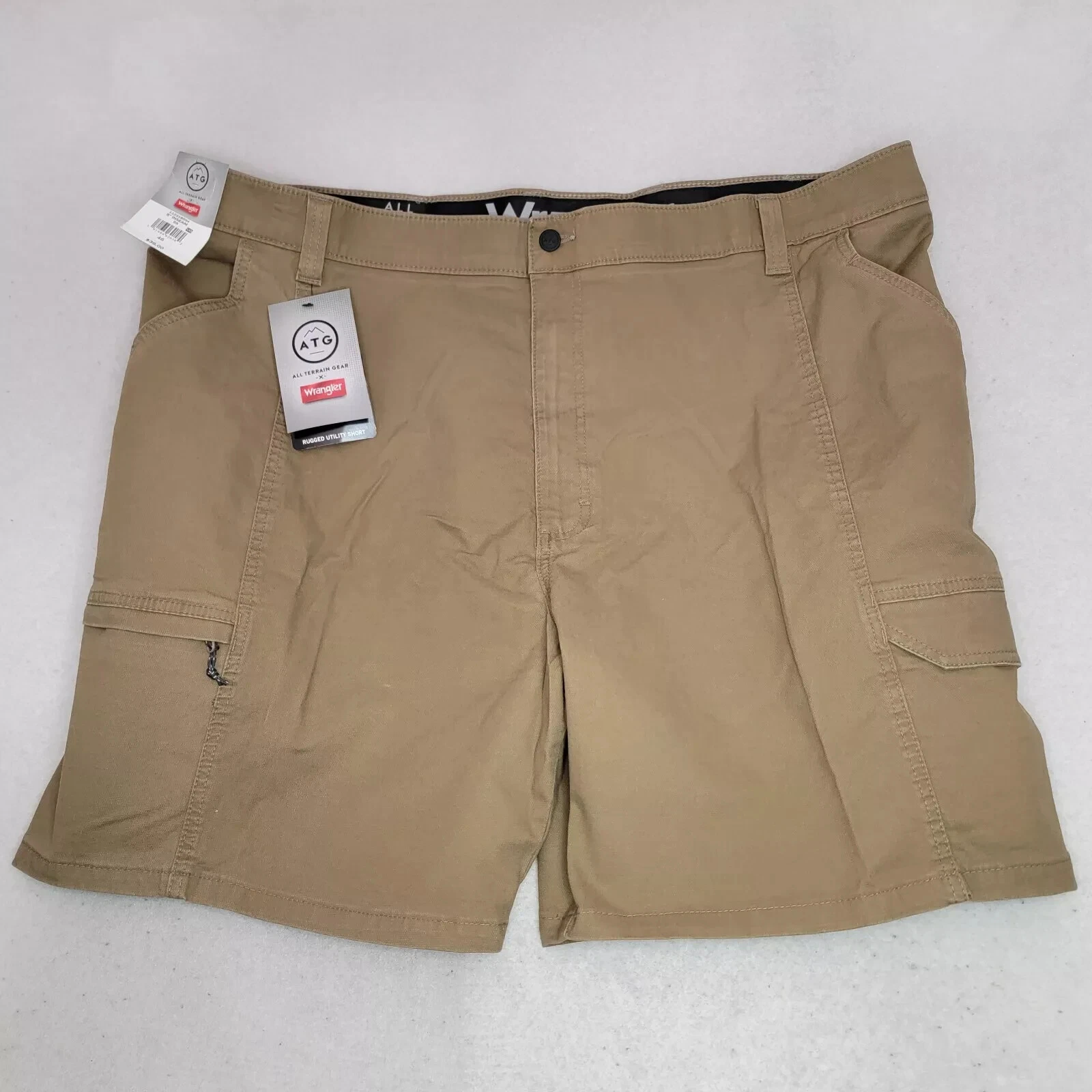 Wrangler Utility Cargo Shorts Mens 46 Brown Outdoors Hiking Stretch ATG NWT B