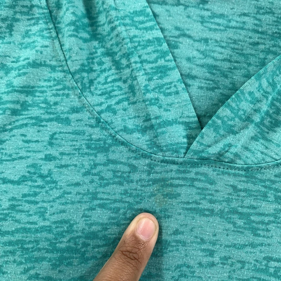 Under Armour Shirt Womens Medium Lot of 3 Teal Pink Gray Tunic Hooded 3/4 Sleeve - Image 4 of 4