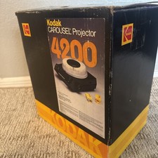 Working Kodak Carousel 4200 Slide Projector w Remote, Box, and Tray