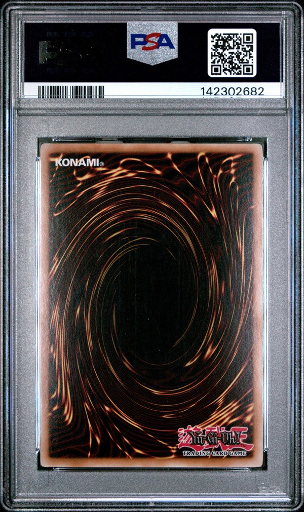 PSA 9 - Yu-Gi-Oh Card - JUMP-EN049 - DARK MAGICIAN (ultra rare