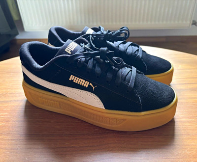PUMA Smash Platform v3 SD Damen Sneaker Schwarz/Weiß/Gold EU 38