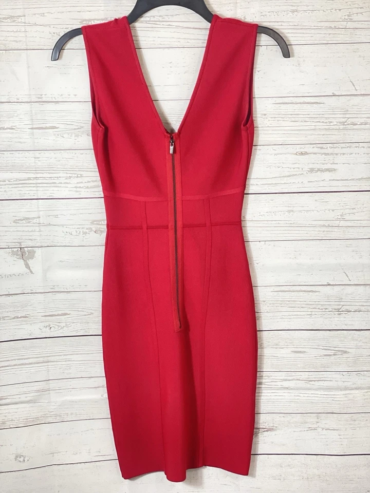 Vestido BCBGMAXARIA Litte Rojo BodyCon Elástico Con Escote Profundo Talla XS Foto 2 de 4