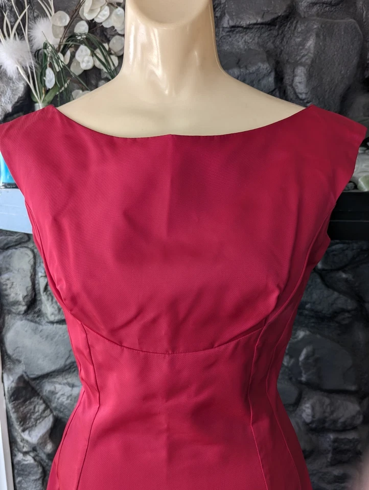 Vestido lápiz década de 1960 funda costura debajo del busto rosa intenso de colección talla 9 retrato cuello espalda en V Foto 2 de 4