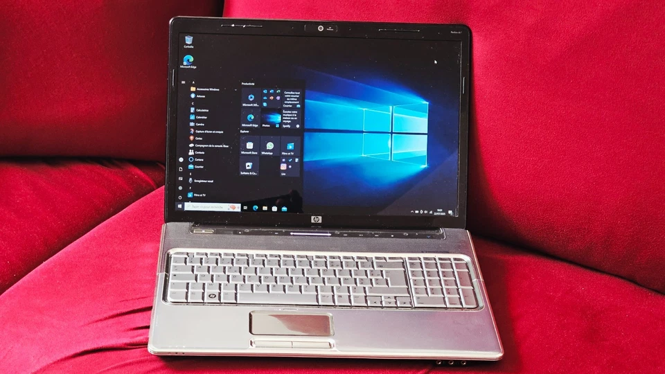 HP Pavilion Dv7-1125ef (intel core 2 duo cpu ) 17.3"- 500Go DD /6Go RAM - Win 10 - Photo 2/4