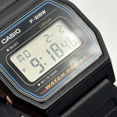 Vintage RARE Casio F-28w (1156) Retro Watch Runs Battery Kca5 for