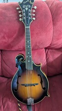 Kentucky KM-675 Mandolin sunburst wooden F style hard case