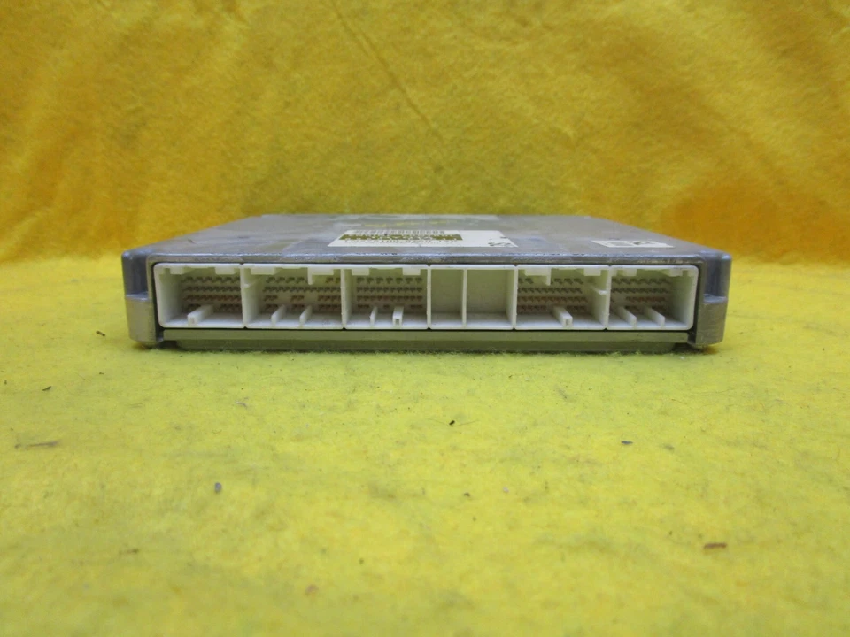 05 06 2005 2006 Módulo de control informático motor Toyota Solara ECM ECU PCM Foto 2 de 4
