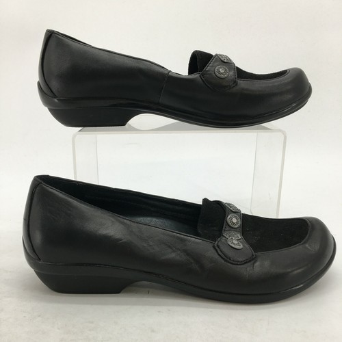 dansko server shoes
