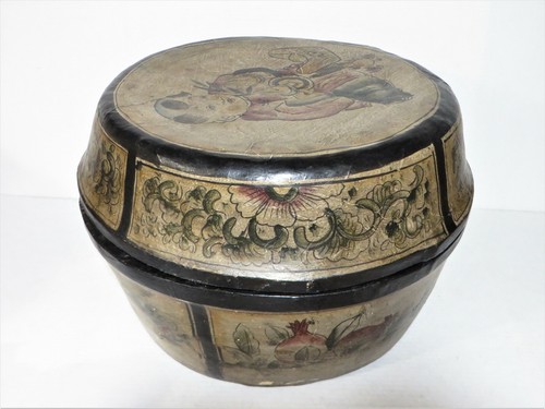 Antique Large Chinese Paper Mache Round Covered Box - Picture 7 of 12