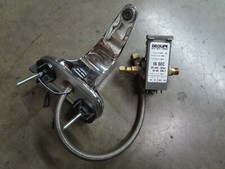 Delta Commercial Touchless Battery Power Valve With American Standard Faucet