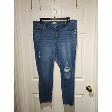 Women's sz 22W Ava  Viv Blue Denim Jeans Distressed