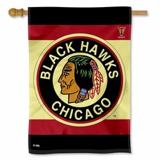 UPC 032085000019 product image for NHL Chicago Blackhawks Vintage Retro House Flag and Banner | upcitemdb.com