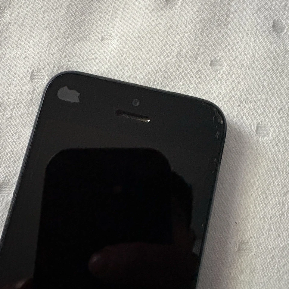 iPhone 5 Black 32 gb UNTESTED Original Box - Image 4 of 4