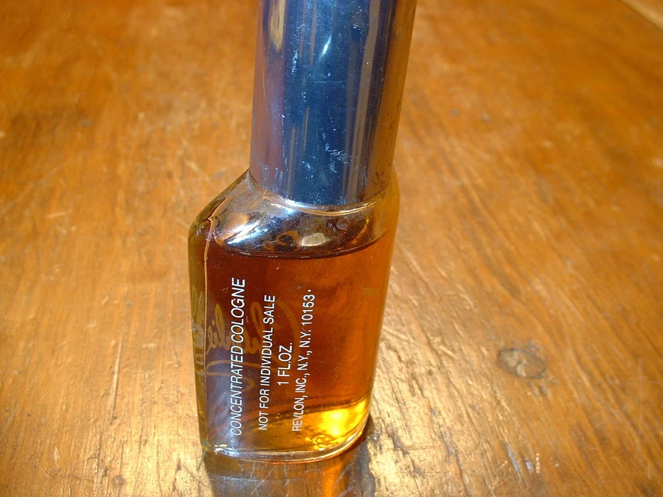 Vintage 1 Fl. Oz. Bottle of Charlie Revlon Cologne - Image 2 of 2
