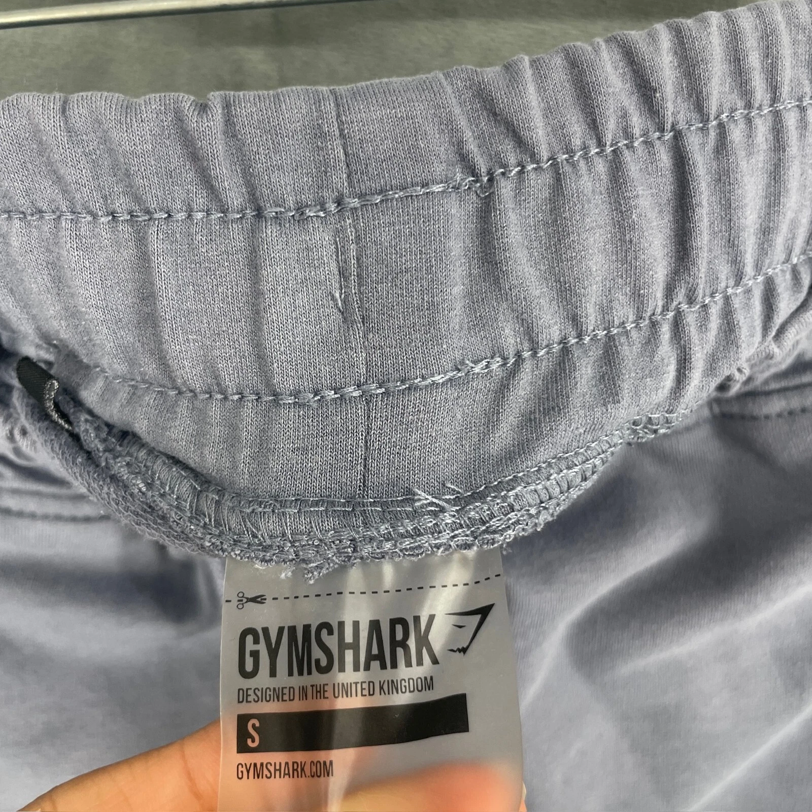 gymshark pull on elastic waist logo shorts
