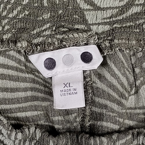 Three Dots Womens Shorts Sz XL Leaf Print Elastic Waist Beachy Resort Tropical - Picture 6 of 13