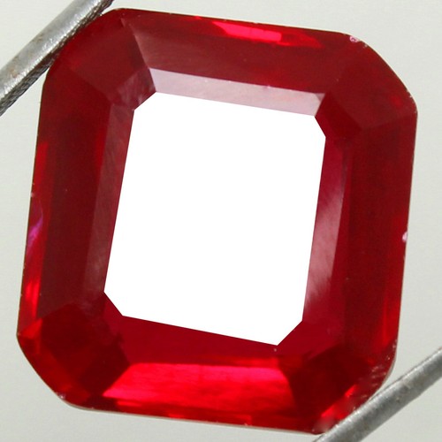 Pierre Précieuse Brute Rouge Naturelle 144,00 Ct Certifiée
