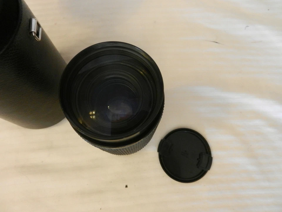 Quantaray 80-200mm AF-D Zoom Camera Lens 42M Screw Mount With Case - Image 3 of 4