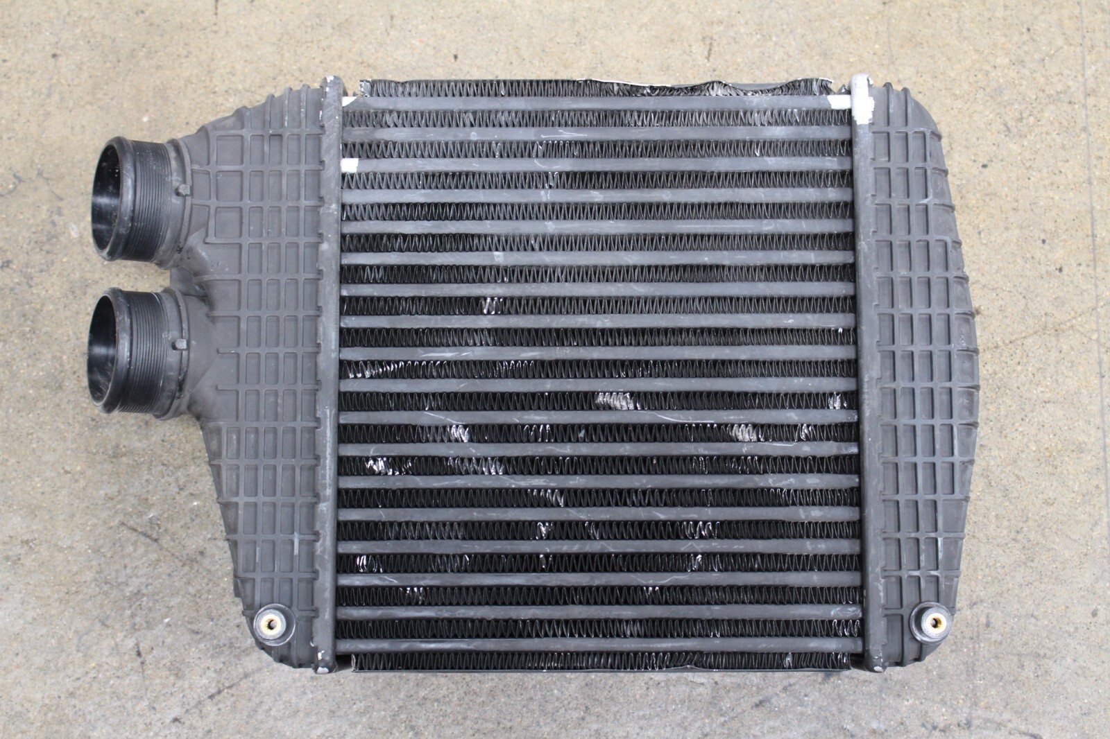Maserati Ghibli, Quattroporte, LH, Intercooler, Dented, Used, P/N 670009834