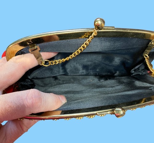 Vintage Red Silk Envelope Clutch Purse With Gold Chain & Rhinestone Clasp - Picture 2 of 6