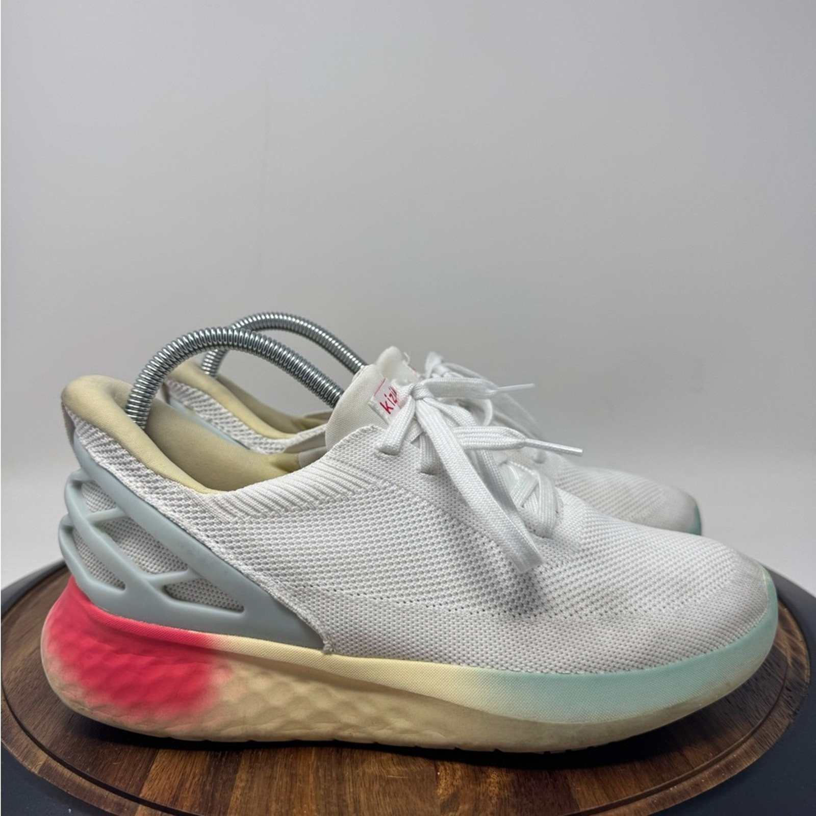 Kizik Athens Hands-Free Running Shoes White Women’s 10.5 Men’s 9