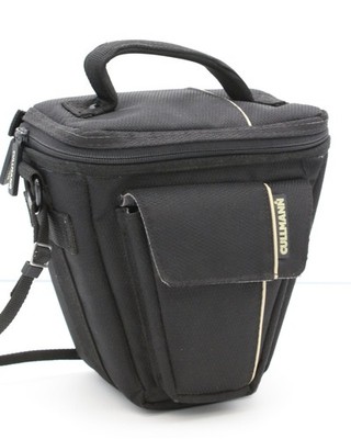 Cullmann 95676 Kameratasche Schultertasche camera bag V-form universal Schwarz 