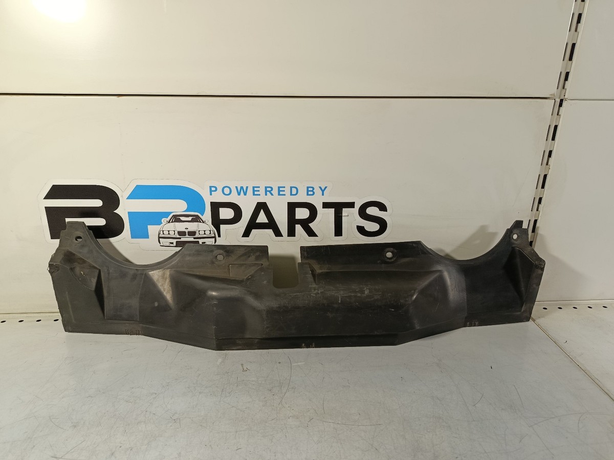 BMW E39 Sedan Centre engine compartment closing panel 51718174739