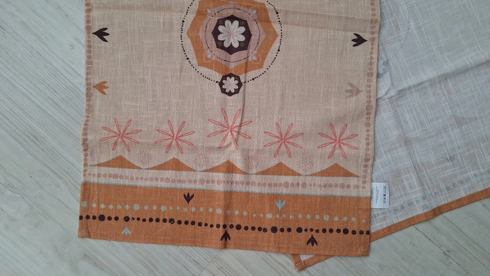 Tischdecke / Tischläufer   156 cm x 42 cm