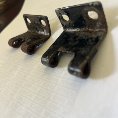 74 75 KAWASAKI H2 750 Seat Hinges 53009-018, 53009-022 Triplestuff
