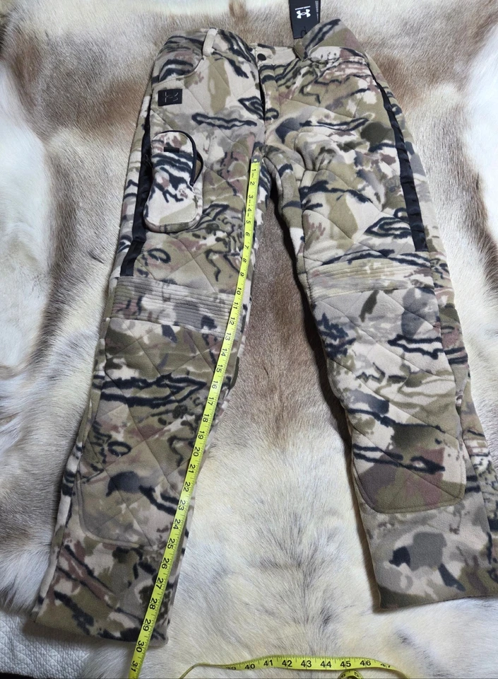 Camouflage women's pants size 6 Loose/ BRAND NEW! Under Armour - Image 3 of 4