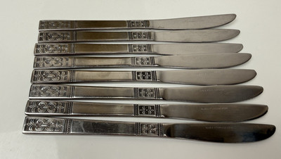 Customcraft CUS3 Fleur de Lis 8 Solid Dinner Knives Stainless Taiwan 8 1/8''