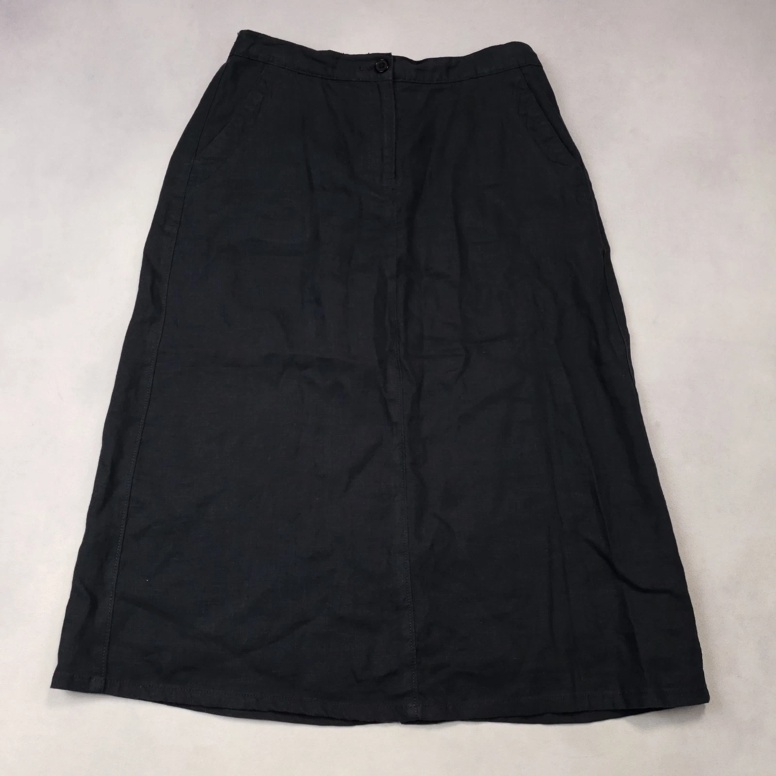 L.L. Bean Classic Fit Straight Linen Skirt Women Size 10 Reg Black Front Pockets
Opens in a new wind