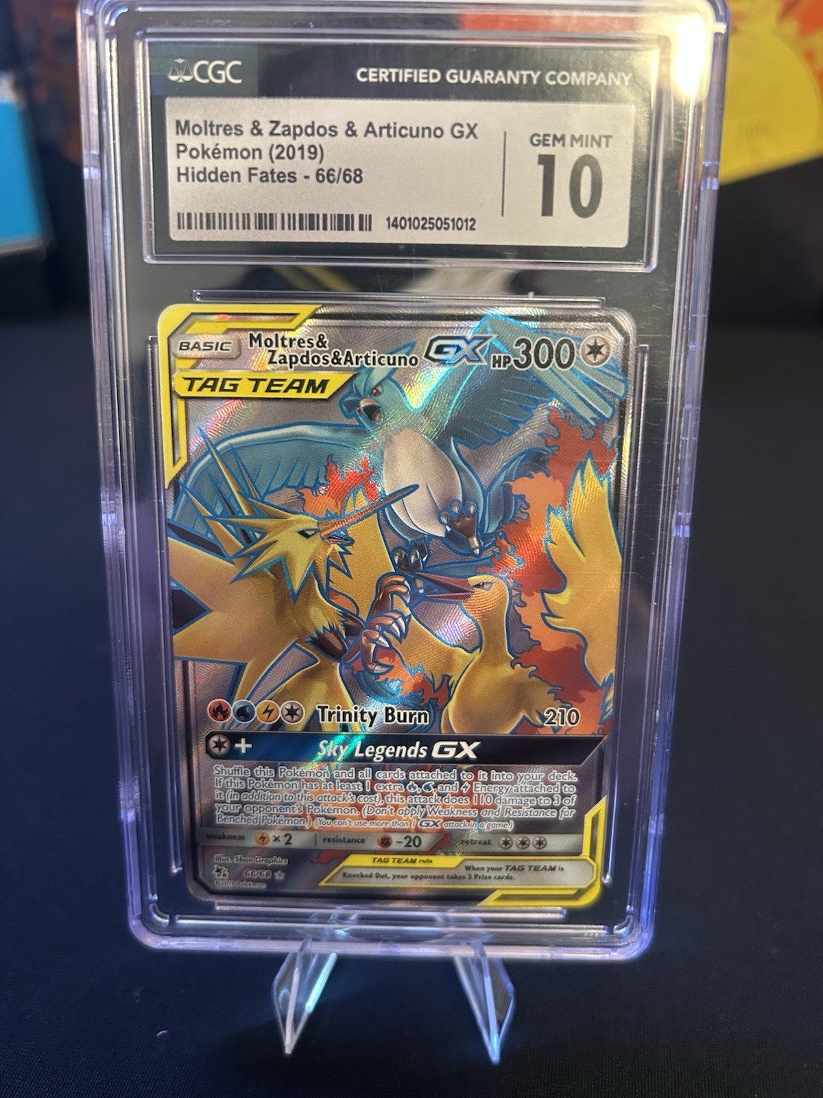Pokémon Moltres & Zapdos & Articuno GX Full Art 66/68 Hidden Fates Holo CGC 10