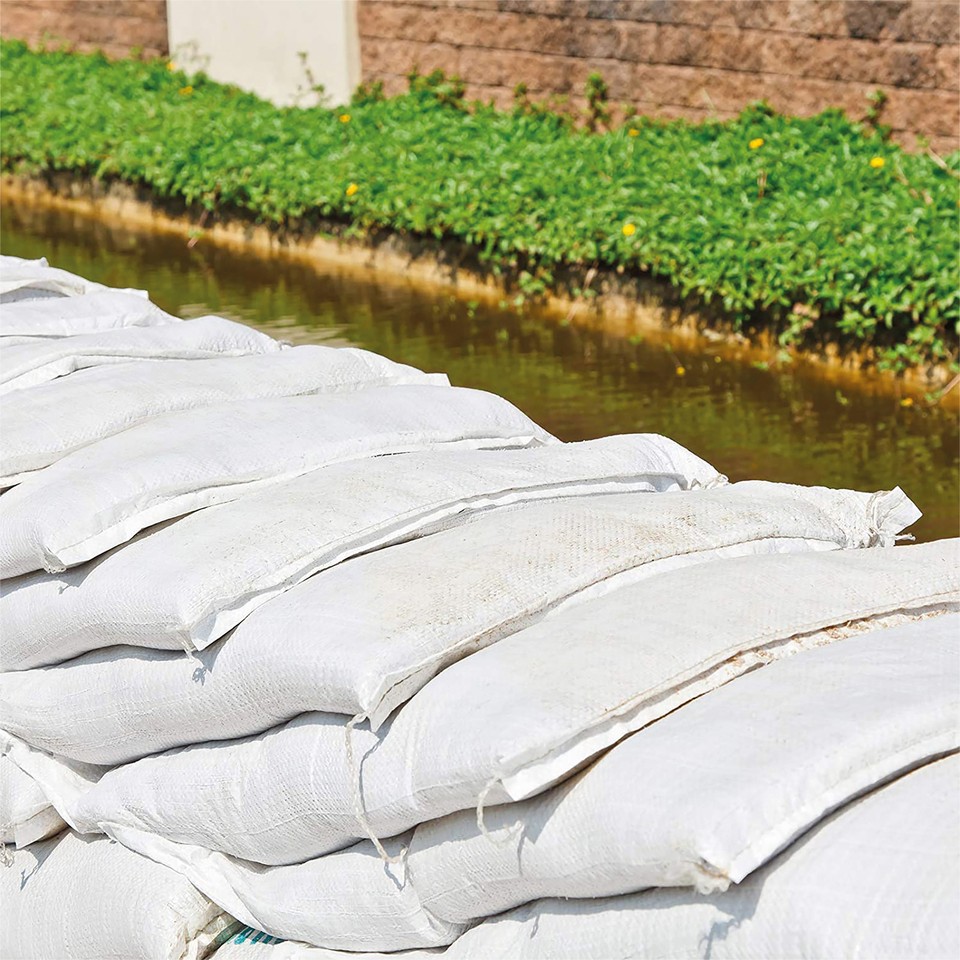 Pack of 10 Sandbags Ideal for Flood Defence Weighing Items Down Home