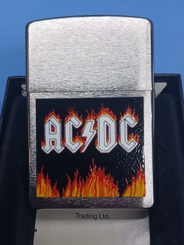 Zippo AC/DC Flames Brushed Chrome 24277