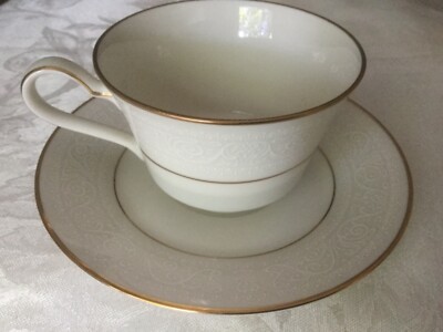 Noritake Ivory China Tulane Japan Vintage Gold Trim Teacup