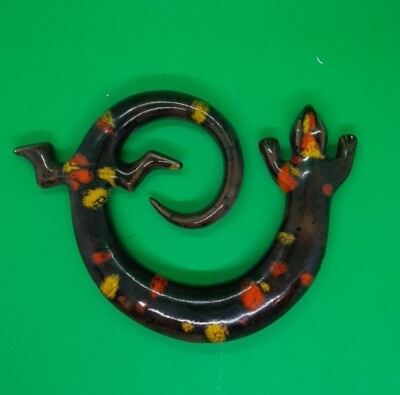Ceramic Dark Gecko figurine home decoration & collectibles Luxurious