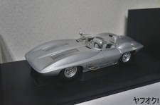 AUTOart Chevrolet Corvette Stingray 1959 1 18 Mini Car