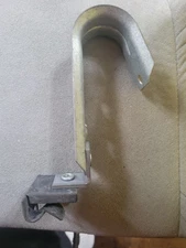 PACK OF 29 ERICO CADDY CAT2124 CABLE CLIPS