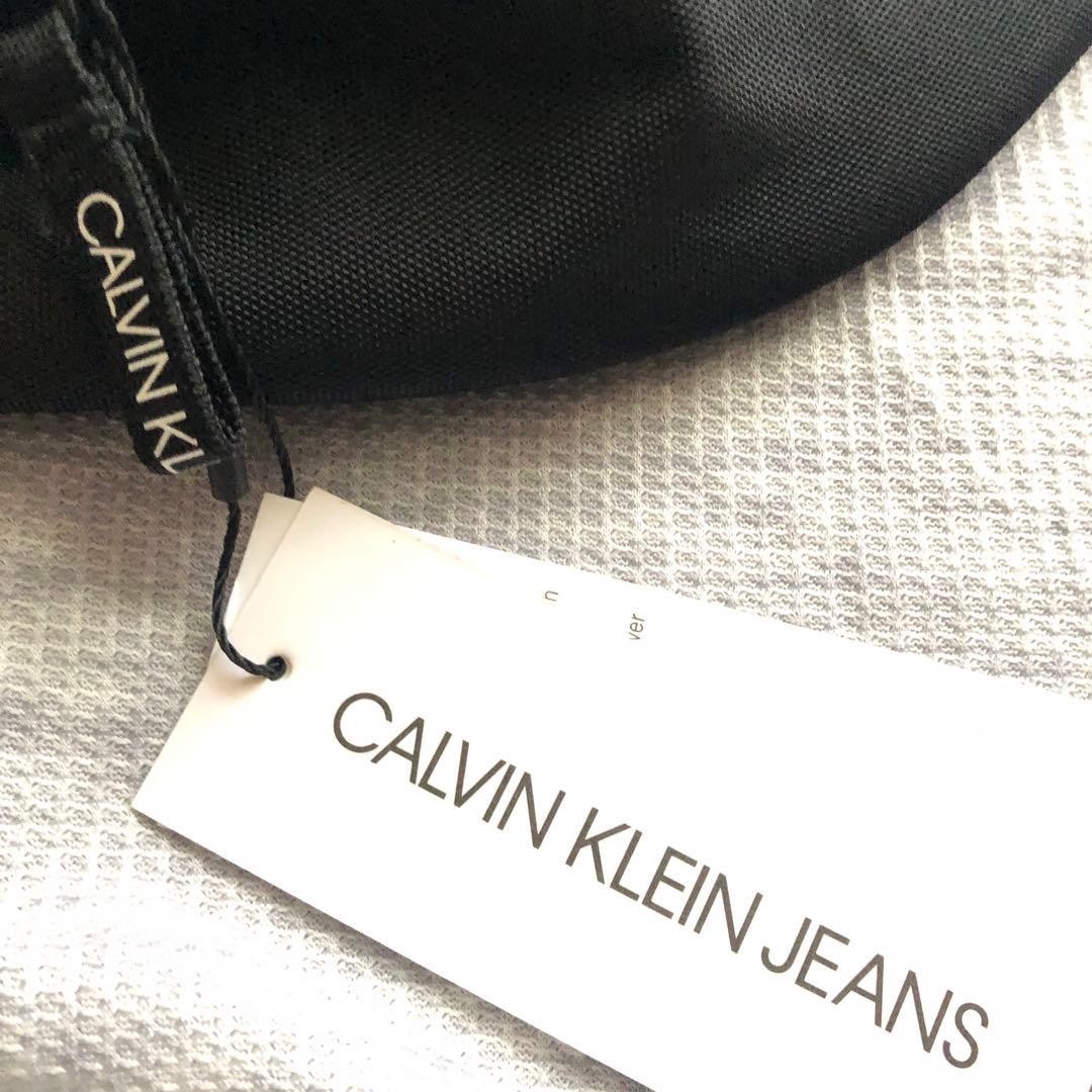 Calvin Klein Shoulder Bag Crossbody thumbnail 2