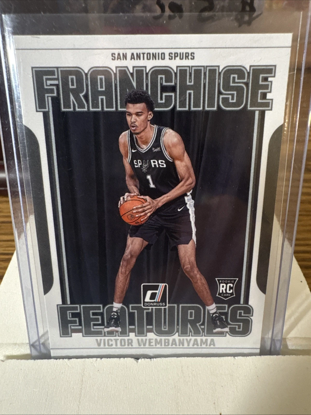 2023-24 Panini Donruss Franchise Features Victor Wembanyama #29 Rookie RC