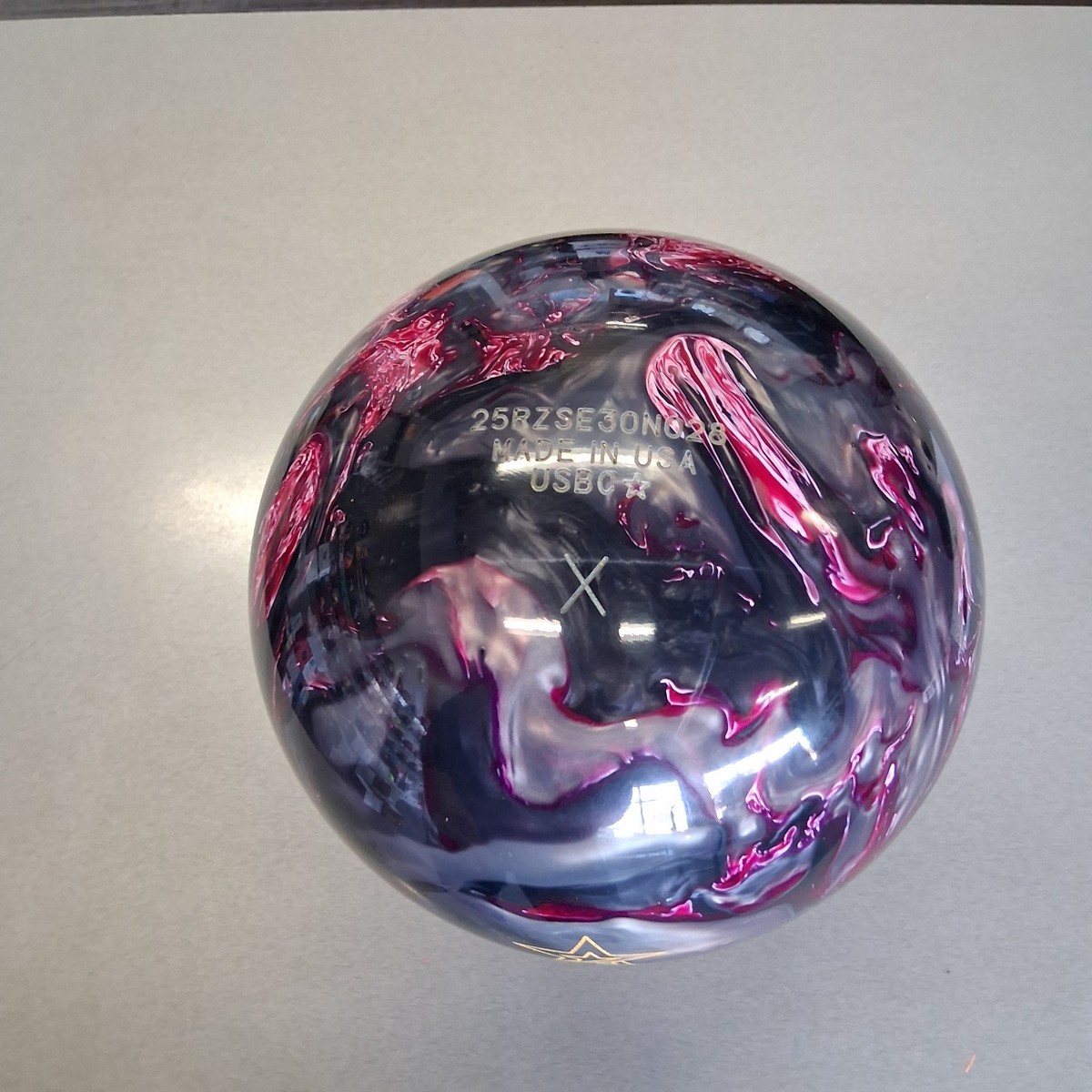 Roto Grip Attention Star bowling ball 14 LB. NEW IN BOX! #028 | eBay