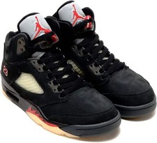 【最終価格】Air Jordan エアジョーダン5 レトロ GORE-TEX Nike Wmns Air Jordan 5 Retro GTX “Off Noir/Fire Red”が国内12