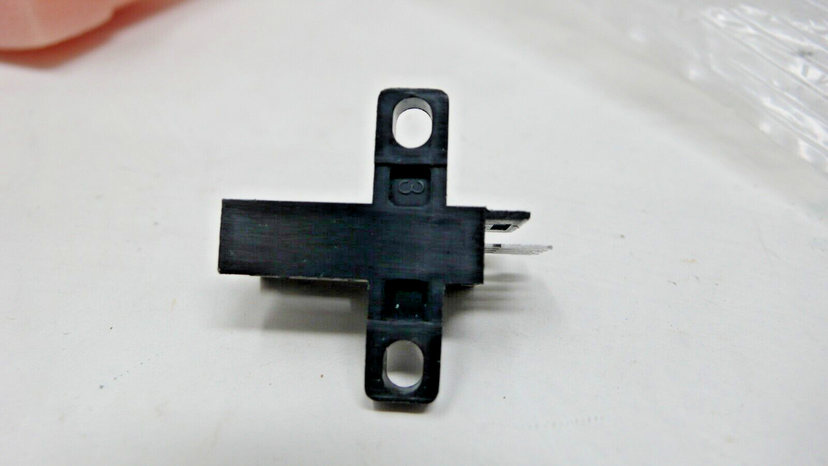 EE-SX672 OMRON, Fotomicrosensore, Con Slot, Forma T | Farnell® Alia - Foto 11