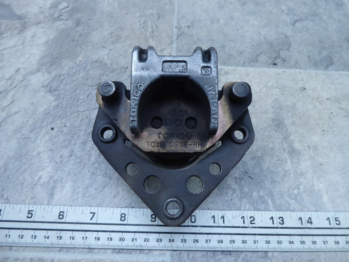 1986 Kawasaki Ninja ZX600 K656. left front brake caliper | eBay